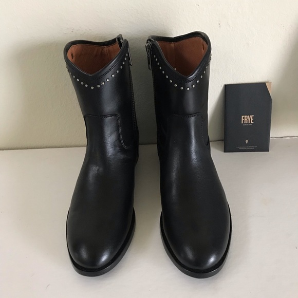 Frye Melissa Stud Short Boots - Picture 4 of 14